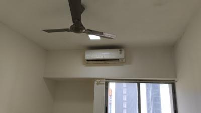 Bedroom Image of 900 Sq.ft 2 BHK Apartment / Flat for rent in Lodha Luxuria Priva, Thane West Thane for Rs. 42000