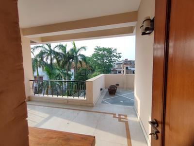 Balcony Image of 3600 Sq.ft 5 BHK Independent House for rent in Sector 21C Faridabad for Rs. 130000
