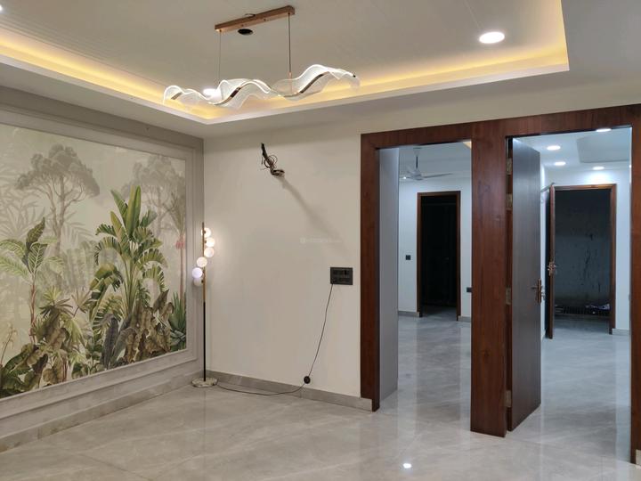 Investors zone sector 5 Vasundhara Main Image 1