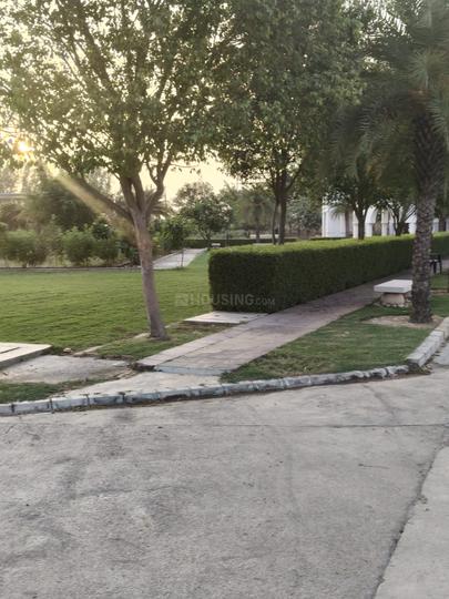 Signature Park Main Image 1