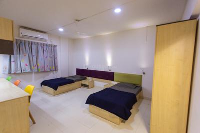 Bedroom Image of Youthville Hostels in Gokhalenagar, Pune