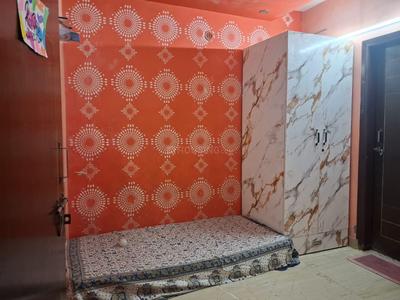 Bedroom Image of 750 Sq.ft 3 BHK Builder Floor for sale in Shahdara New Delhi for Rs. 4800000