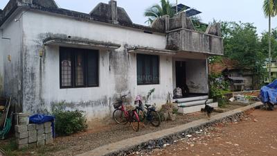 Image of 700 Sq.ft 1 BHK Independent House for sale in Maradu, Kochi for Rs. 5700000