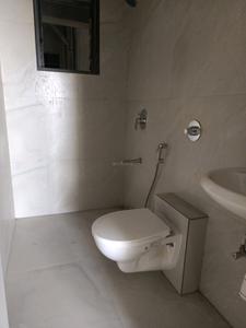 Common Bathroom Image of 1050 Sq.ft 2 BHK Apartment / Flat for sale in Ikon Queens Tower, Mohammed Wadi Pune for Rs. 8500000
