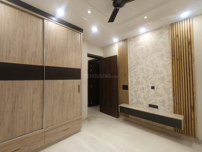 Bedroom Image of 1400 Sq.ft 3 BHK Builder Floor for rent in Janakpuri New Delhi for Rs. 70000