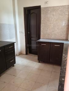 Kitchen Image of 1500 Sq.ft 3 BHK Apartment / Flat for rent in Amrapali Castle, Chi V Greater Noida for Rs. 21000