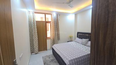 Bedroom Image of 915 Sq.ft 3 BHK Builder Floor for sale in Palam New Delhi for Rs. 7500000