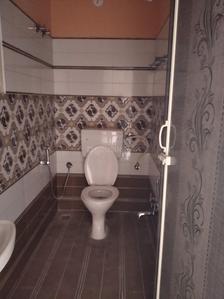 Bathroom Image of 500 Sq.ft 1 BHK Independent House for rent in Mahadevapura Bengaluru for Rs. 10500