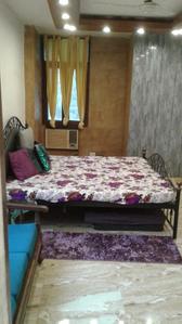 Bedroom Image of 1395 Sq.ft 5 BHK Independent House for sale in Kailash Colony New Delhi for Rs. 145000000