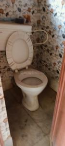 Bathroom Image of 850 Sq.ft 2 BHK Apartment / Flat for rent in Airport Gate no. 1 Kolkata for Rs. 11500