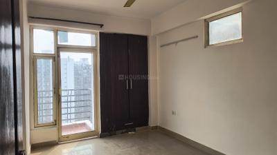 Bedroom Image of 1349 Sq.ft 3 BHK Apartment / Flat for rent in Gardenia Glory, Sector 46 Noida for Rs. 36000
