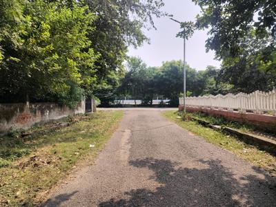 Image of 200 Sq.ft Residential Plot / Land for sale in Sigma III, Greater Noida for Rs. 33000000