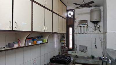 Kitchen Image of 700 Sq.ft 1 RK Independent House for rent in BHEL Township, Sector 17 Noida for Rs. 20000