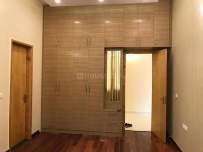 Bedroom Image of 2550 Sq.ft 3 BHK Apartment / Flat for sale in Mantri Espana, Bellandur Bengaluru for Rs. 53000000