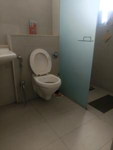 Bedroom Two Image of 1400 Sq.ft 2 BHK Apartment / Flat for sale in Amanora Aspire Towers, Amanora Park Town Pune for Rs. 17800000