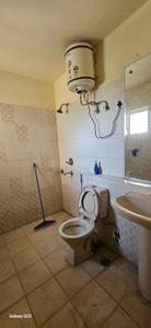 Bathroom Image of 1545 Sq.ft 3 BHK Apartment / Flat for rent in Ansal Ansals Grace, Sainik Colony Jammu for Rs. 25000