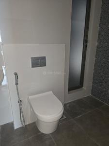 Bathroom Image of 1300 Sq.ft 3 BHK Apartment / Flat for rent in Malad West Mumbai for Rs. 115000