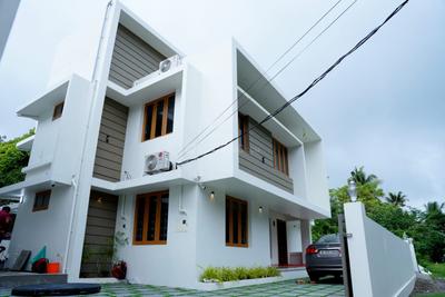 Image of 3200 Sq.ft 3 BHK Independent House for sale in Cheranalloor, Kochi for Rs. 27500000