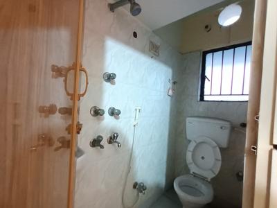 Bathroom Image of 1150 Sq.ft 3 BHK Apartment / Flat for sale in Jadavpur Kolkata for Rs. 5500000