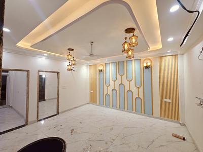 Hall Image of 1200 Sq.ft 3 BHK Apartment / Flat for sale in Sector 73 Noida for Rs. 6200000