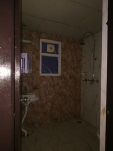 Common Bathroom Image of 1080 Sq.ft 2 BHK Apartment / Flat for sale in Rishabh Cloud 9, Indirapuram Ghaziabad for Rs. 11000000