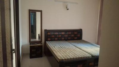 Bedroom Image of 1200 Sq.ft 2 BHK Apartment / Flat for rent in Mahagun Mascot, Crossings Republik Ghaziabad for Rs. 18000