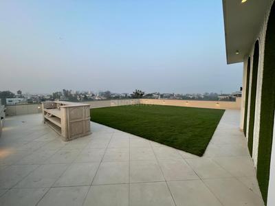 Balcony Image of 7200 Sq.ft 5 BHK Builder Floor for sale in Anand Lok New Delhi for Rs. 310000000