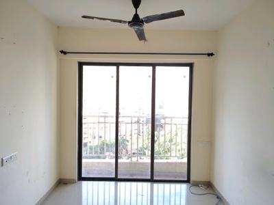 Living Room Image of 780 Sq.ft 1 BHK Apartment / Flat for rent in Shriraam Pushpanjali Residency, Thane West Thane for Rs. 17008