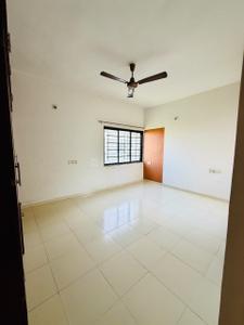 Bedroom Image of 1450 Sq.ft 2 BHK Apartment / Flat for rent in Prahlad Nagar Ahmedabad for Rs. 27000