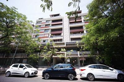 Image of 3967 Sq.ft 4 BHK Apartment / Flat for sale in Bodakdev, Ahmedabad for Rs. 40000000