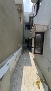 Balcony Image of 1500 Sq.ft 2 BHK Builder Floor for rent in Rajendra Nagar Indore for Rs. 18000