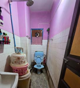 Bathroom Image of 870 Sq.ft 2 BHK Apartment / Flat for sale in Naktala Kolkata for Rs. 3850000