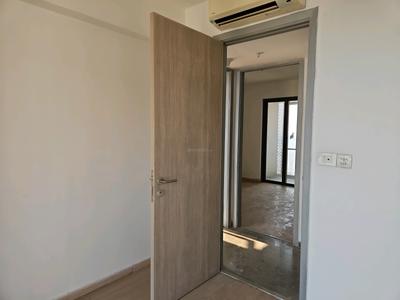 Bedroom Image of 1100 Sq.ft 3 BHK Apartment / Flat for sale in Vipul Shanti Heights, Matunga East Mumbai for Rs. 60500000