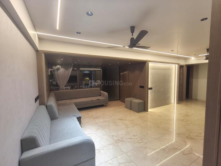 Aristo Aalayam Main Image 1