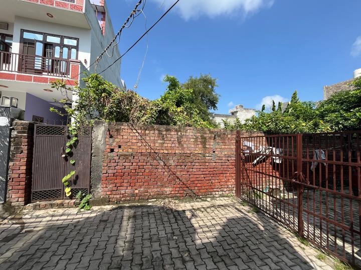 Ram Gopal Colony Main Image 1