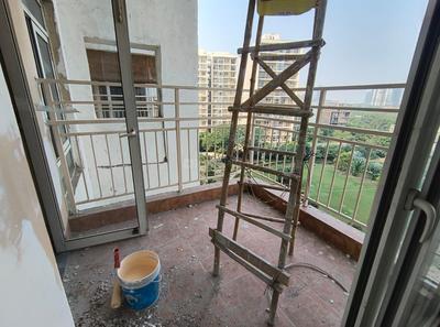 Balcony Image of 2000 Sq.ft 3 BHK Apartment / Flat for sale in Jaypee Pavilion Height 4, Sector 128 Noida for Rs. 25000000