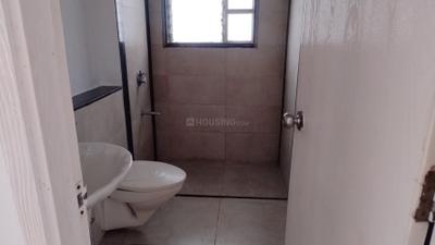 Eisha Zenith Bathroom Two 4