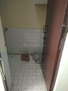 Bathroom Image of 1050 Sq.ft 2 BHK Apartment / Flat for sale in DDA Flats Munirka, Munirka New Delhi for Rs. 25500000