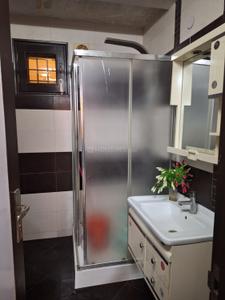 Bathroom Image of 1458 Sq.ft 3 BHK Builder Floor for sale in Preet Vihar New Delhi for Rs. 28000000