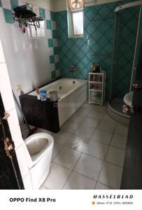 Bathroom Image of 1810 Sq.ft 3 BHK Apartment / Flat for sale in Gomti Nagar Lucknow for Rs. 14000000