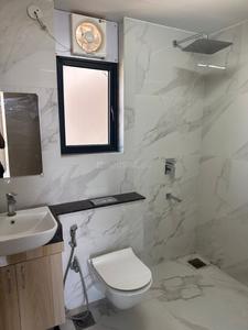 Bathroom Image of 1400 Sq.ft 2 BHK Apartment / Flat for rent in M3M Skywalk, Sector 74 Gurgaon for Rs. 51000
