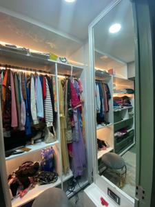 Bedroom Image of 1800 Sq.ft 3.5 BHK Apartment / Flat for sale in Krishna kamal, Nerul Navi Mumbai for Rs. 41500000