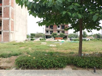 Image of 981 Sq.ft Residential Plot / Land for sale in BPTP District 4, Sector 84, Faridabad for Rs. 24525000