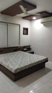 Bedroom Image of 2800 Sq.ft 3 BHK Independent House for rent in Prahlad Nagar Ahmedabad for Rs. 50000