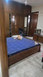 Bedroom Image of 1350 Sq.ft 3 BHK Apartment / Flat for sale in Madhur Apartment, Paschim Vihar New Delhi for Rs. 14000000