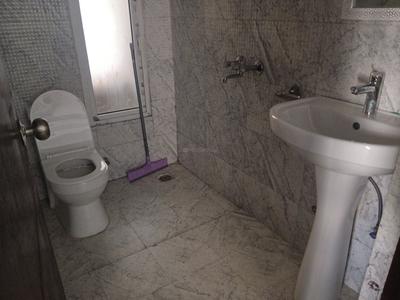 Bathroom Image of 769 Sq.ft 2 BHK Apartment / Flat for rent in Prateek Grand City, Siddharth Vihar Ghaziabad for Rs. 26000