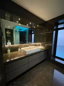 Bathroom Image of 6150 Sq.ft 6 BHK Apartment / Flat for sale in Lakefront Solitaire, Powai Mumbai for Rs. 270000000