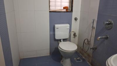 GK Dwarka Lords Bathroom One 4