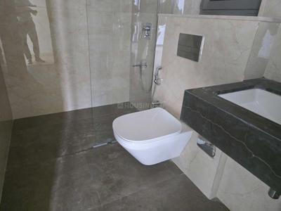 Image of 900 Sq.ft 2 BHK Apartment / Flat for sale in Piramal Mahalaxmi South Tower, Worli, Mumbai for Rs. 45000000