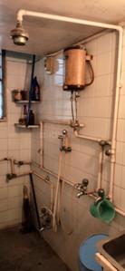 Bathroom Image of 850 Sq.ft 2 BHK Apartment / Flat for sale in Prabhadevi Mumbai for Rs. 28000000